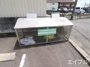 シャルマン宮島口の物件外観写真